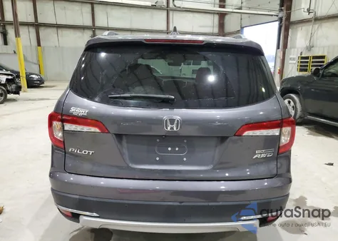 2021 Honda Pilot Touring z USA, uszkodzony, nr VIN 5FNYF6H65MB066273